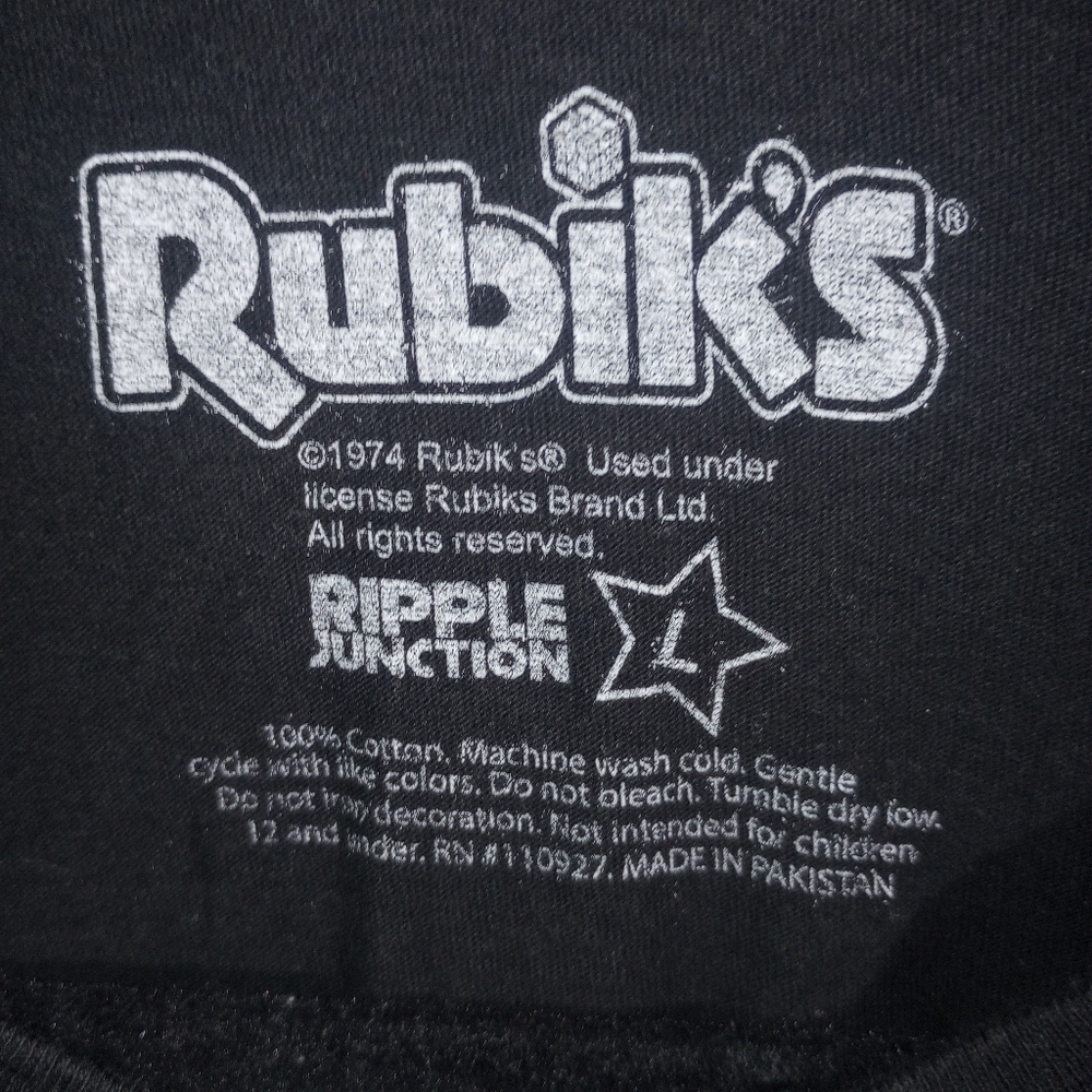 Black Rubik's Cube Tshirt - Picture 3 of 3